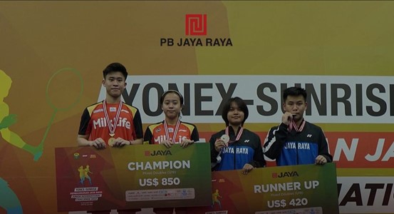 Gambar News @ Final Yonex Sunrise Pembangunan Jaya 2022 Penuh Semangat Mencapai Juara